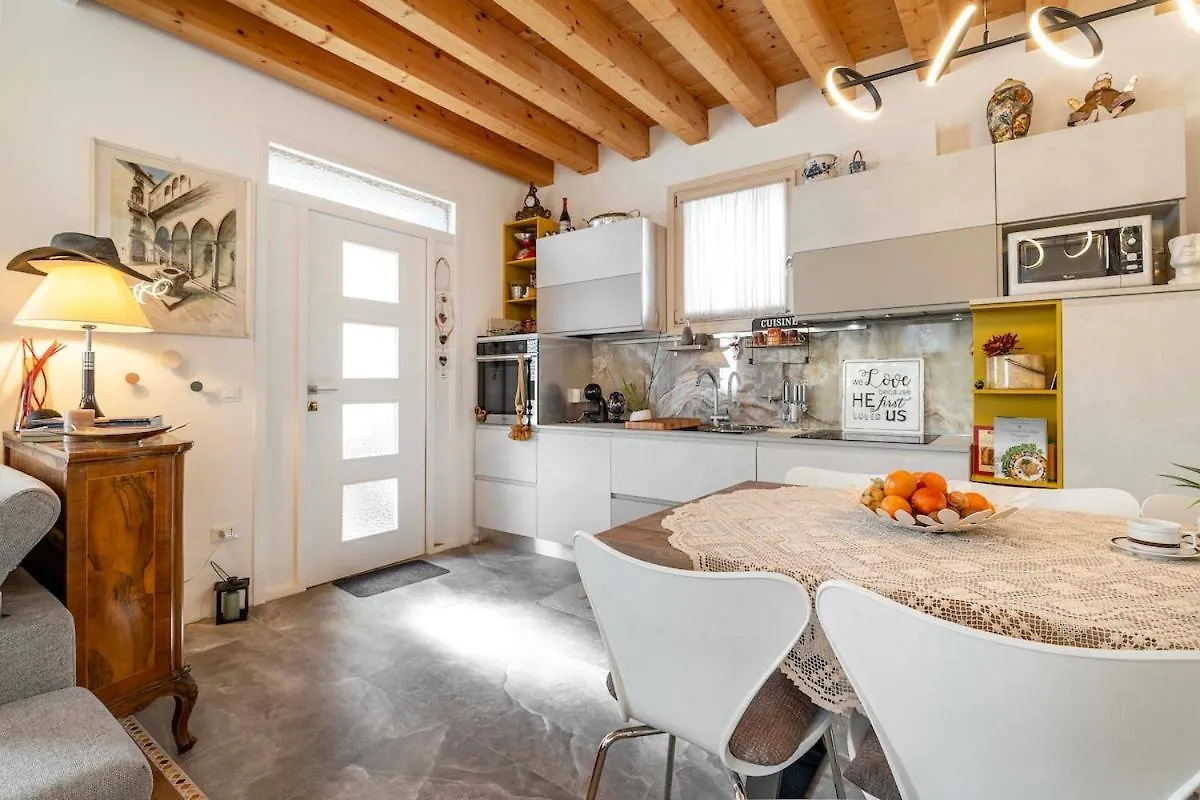 Stylish House Near Venice With Parking 펜션