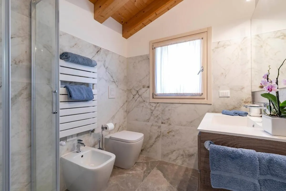 Stylish House Near Venice With Parking 0*,  איטליה