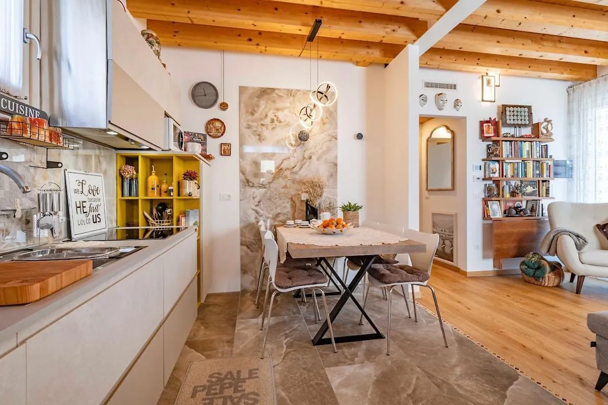 בית נופש Stylish House Near Venice With Parking