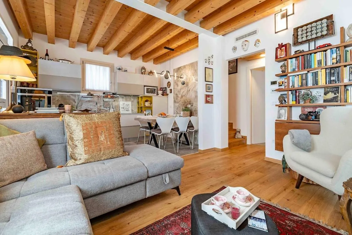 Stylish House Near Venice With Parking