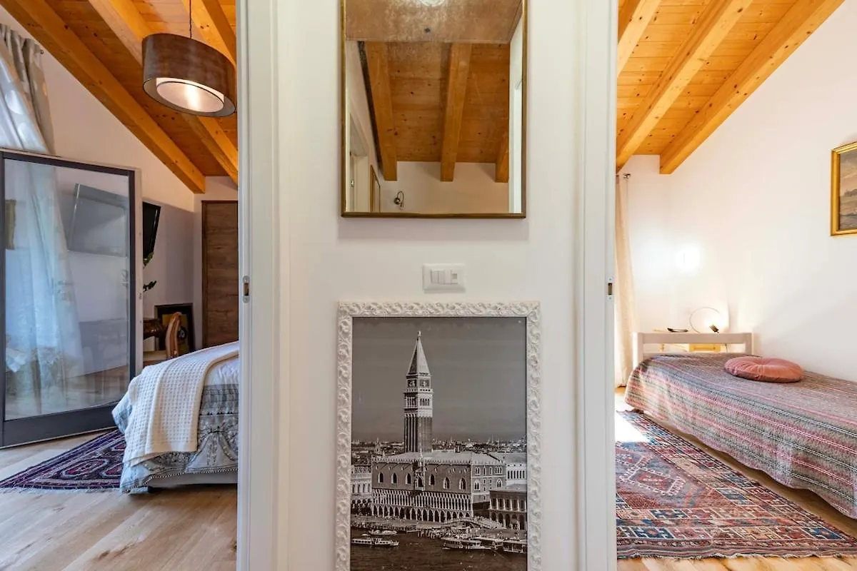 Stylish House Near Venice With Parking